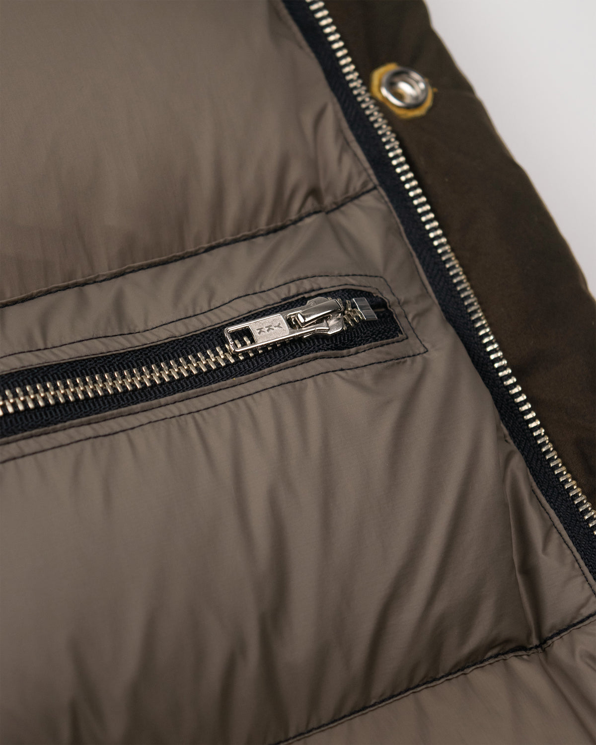 Classico Down Parka - Dry Waxed Cotton - Vintage Black (Dark Brown)