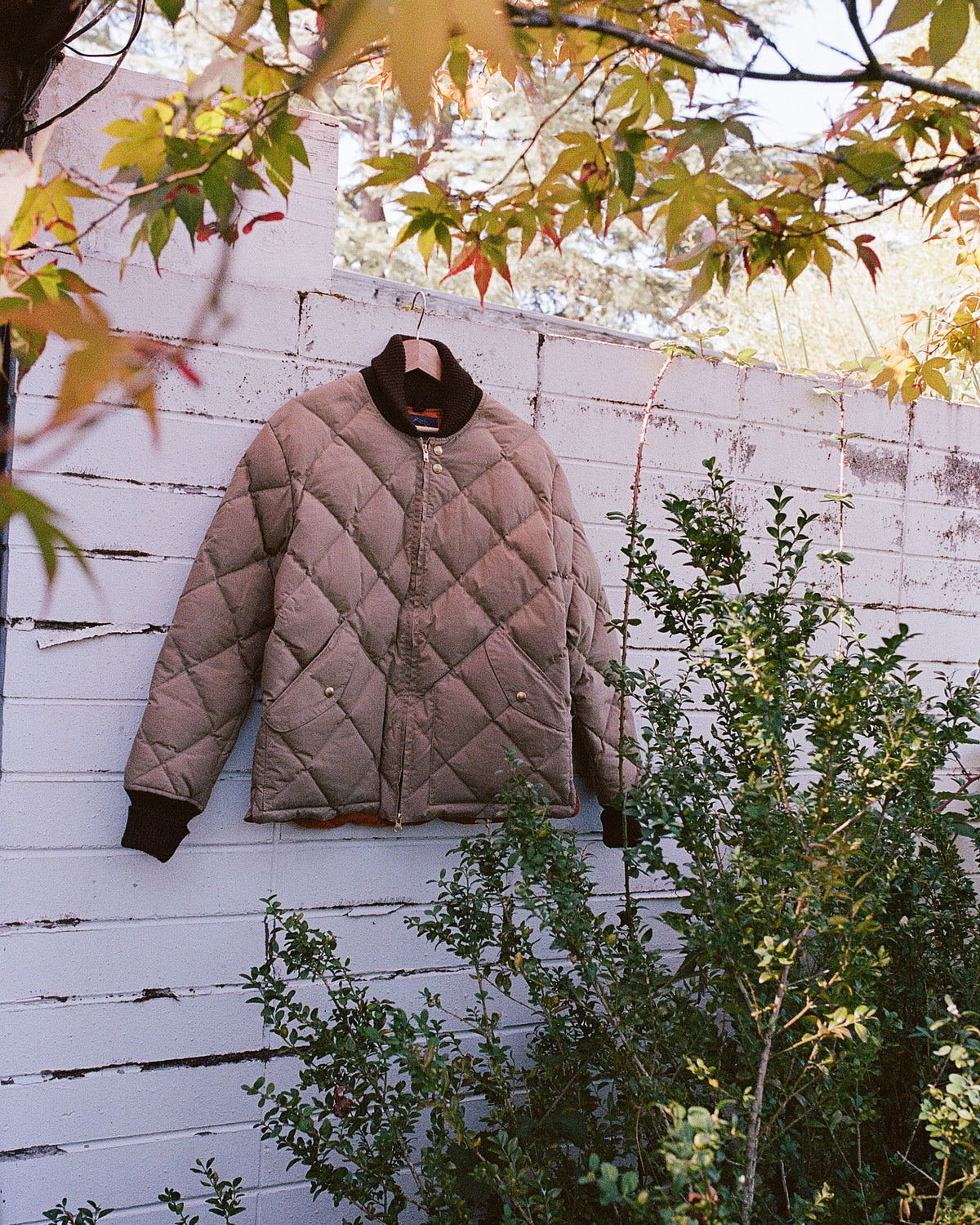 Diagonal Quilted Sweater - Dry Wax Cotton - Golden Khaki &amp; Rust