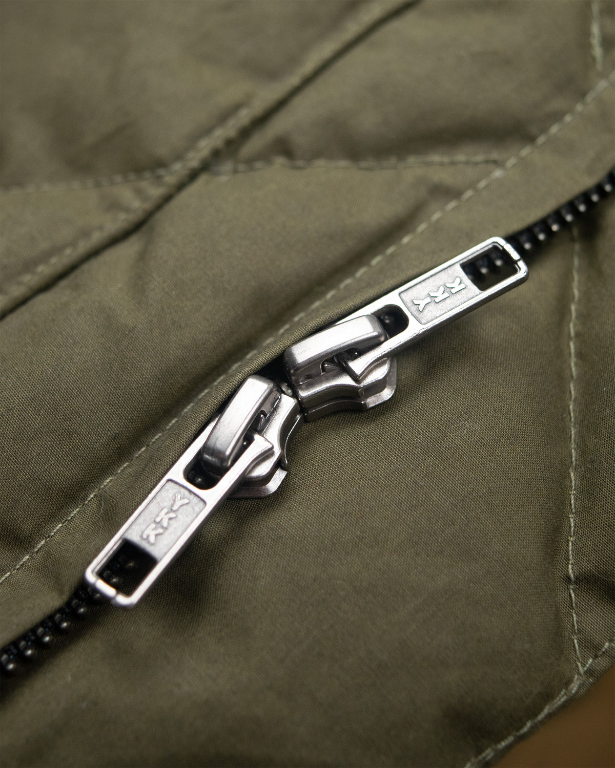 Diagonal Quilted Sweater - Dry Wax Cotton - Douglas Green