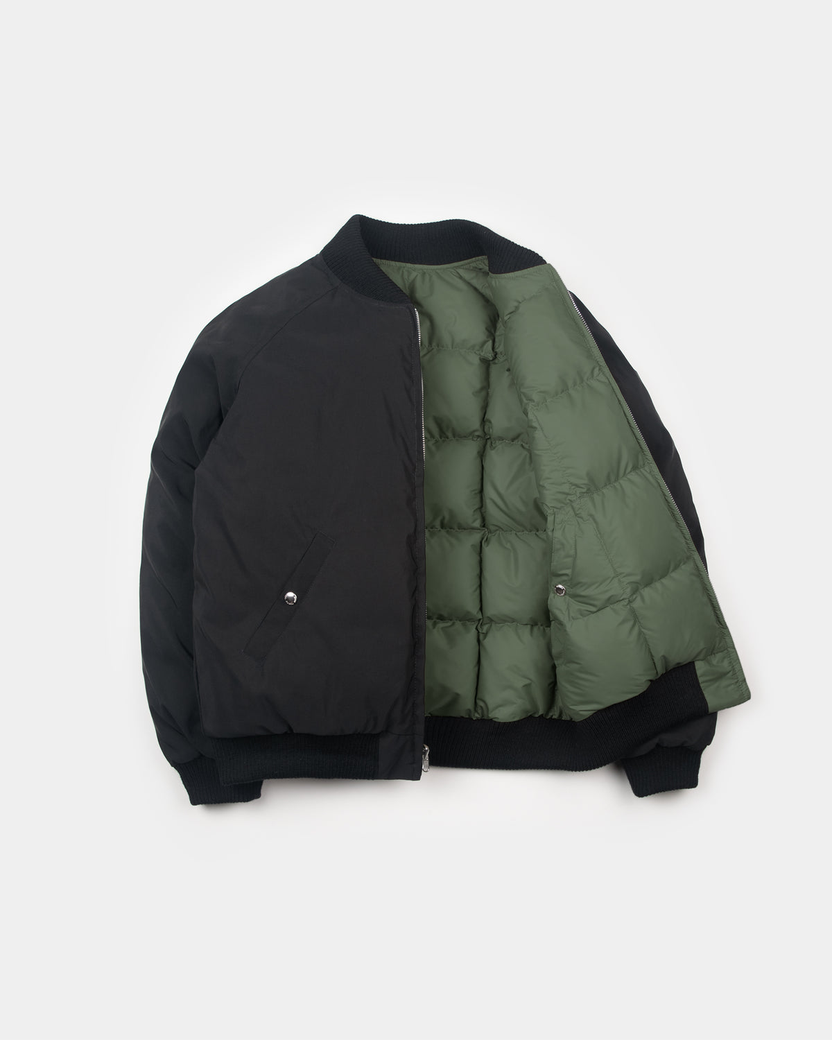 Down Bomber - Reversible - Black and Olive