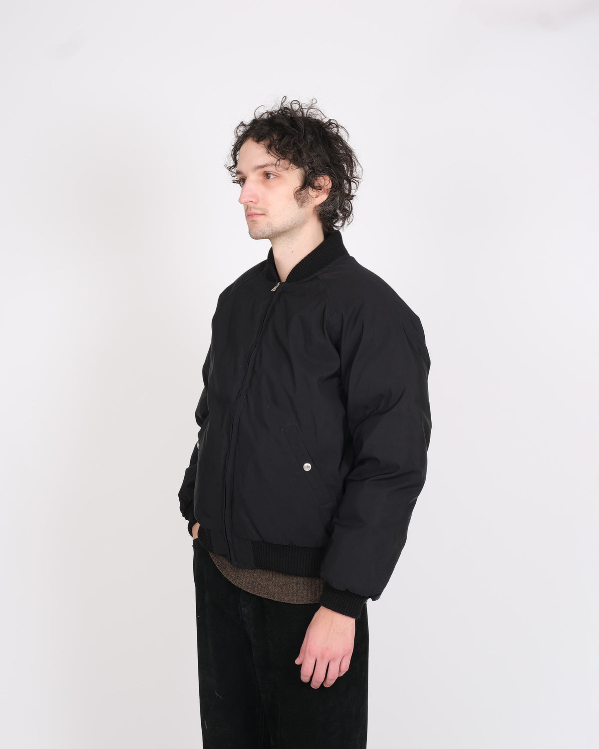 Down Bomber - Reversible - Black and Olive